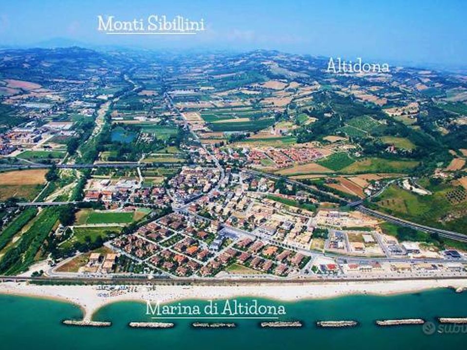 Erhvervsejendom i Altidona, Fermo - foto 3