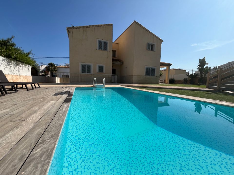 Villa - Alcudia, Mallorca - photo 2