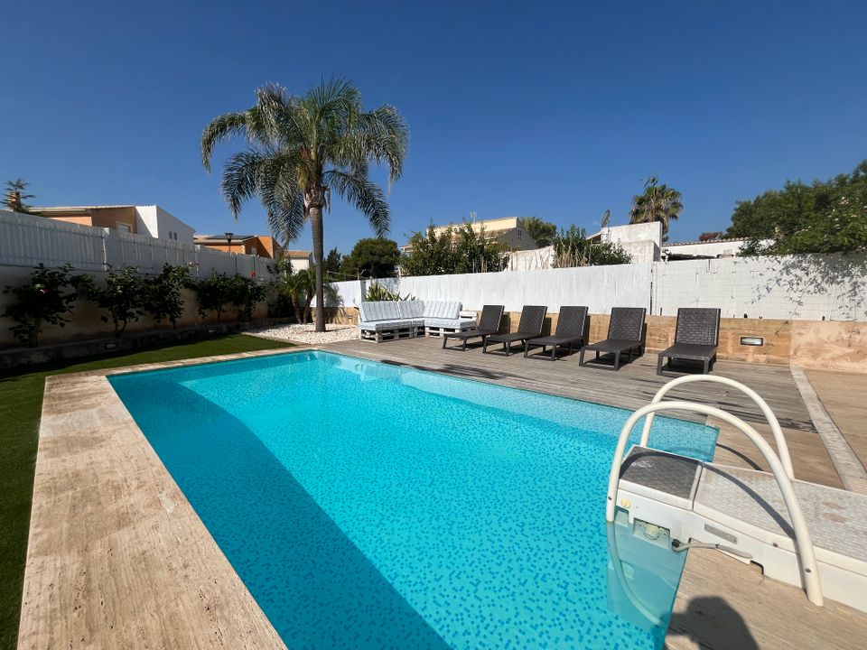 Villa - Alcudia, Mallorca - photo 3