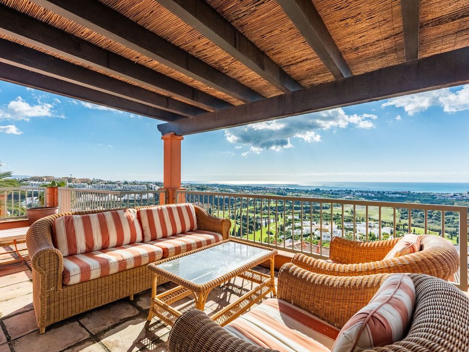 Penthouse i Benahavis, Malaga - foto 1