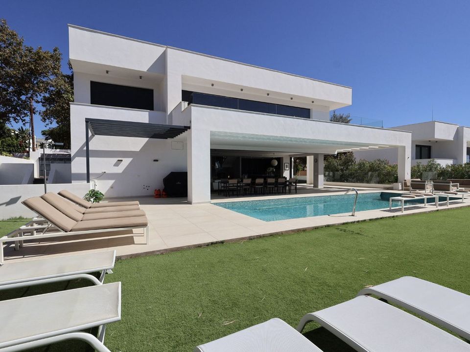 Villa i Benalmadena, Malaga - foto 1