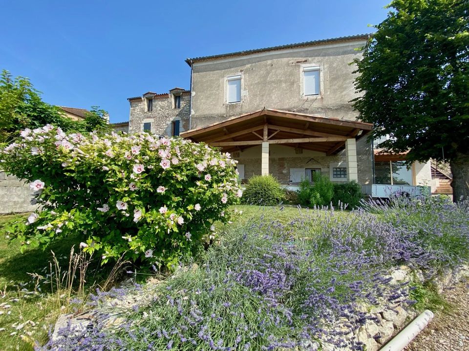Casa de poble a Monflanquin, Lot-et-Garonne - foto 1