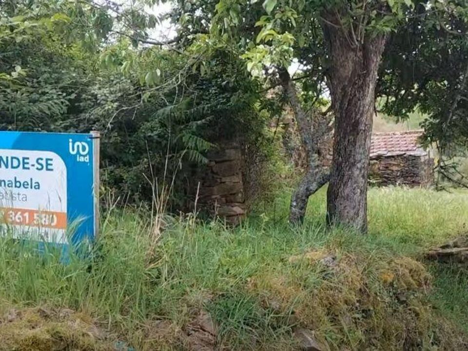 Helårsgrund i Penafiel, Porto - foto 1