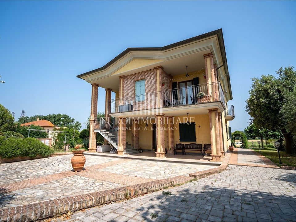 Villa a Castiglione del Lago, Perugia - foto 1