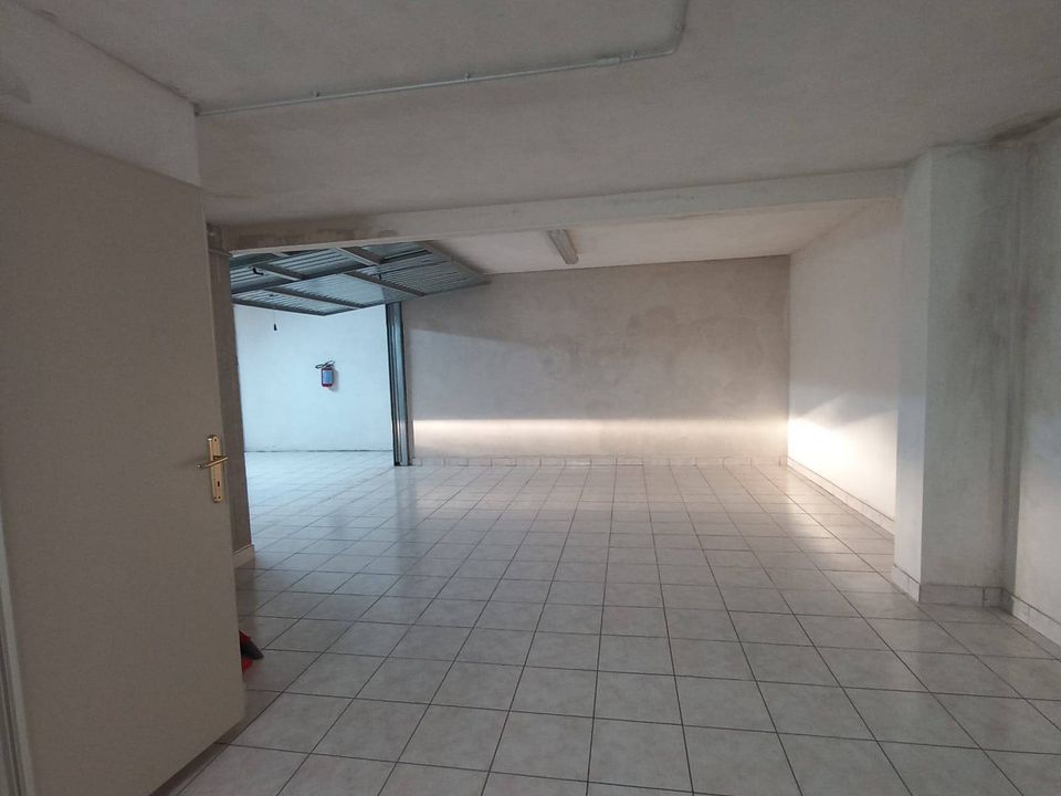 Parkeringsplass i Servigliano, Fermo - bilde 3