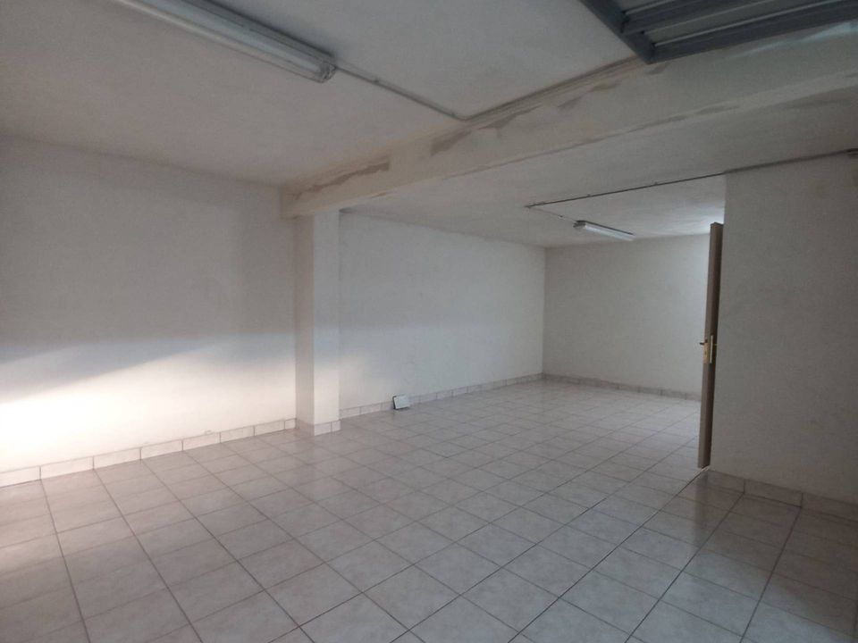 Parkeringsplass i Servigliano, Fermo - bilde 4