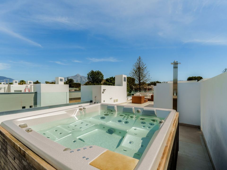 Rækkehus i Puerto Banus, Malaga - foto 4
