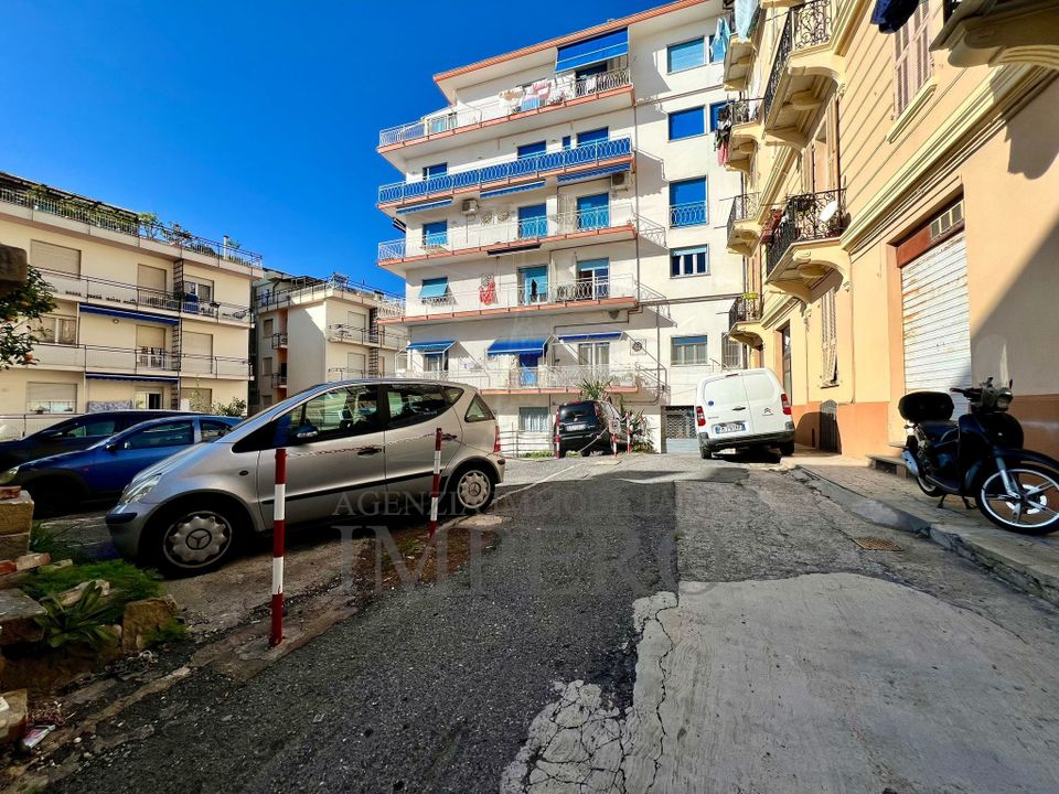 Erhvervsejendom i Ospedaletti, Imperia - foto 3