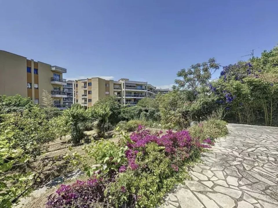 Helårsgrund i Antibes, Alpes-Maritimes - foto 4