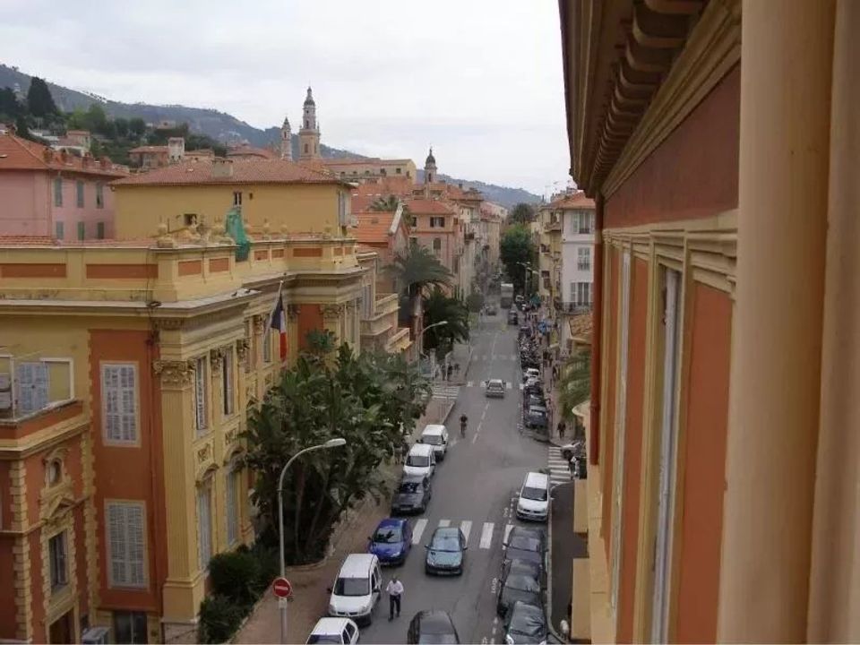 Lejlighed i Menton, Alpes-Maritimes - foto 1