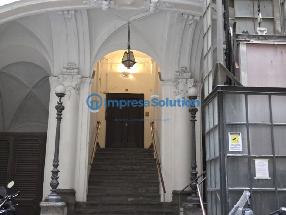 Erhvervsejendom i Naples, Naples - foto 5