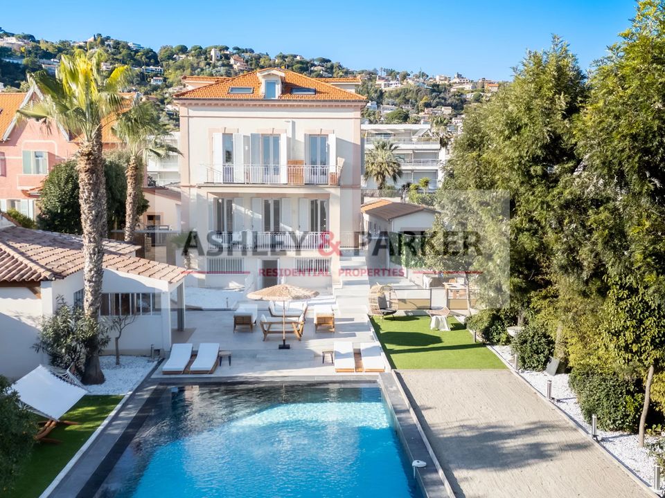 Villa i Golfe-Juan, Alpes-Maritimes - foto 1