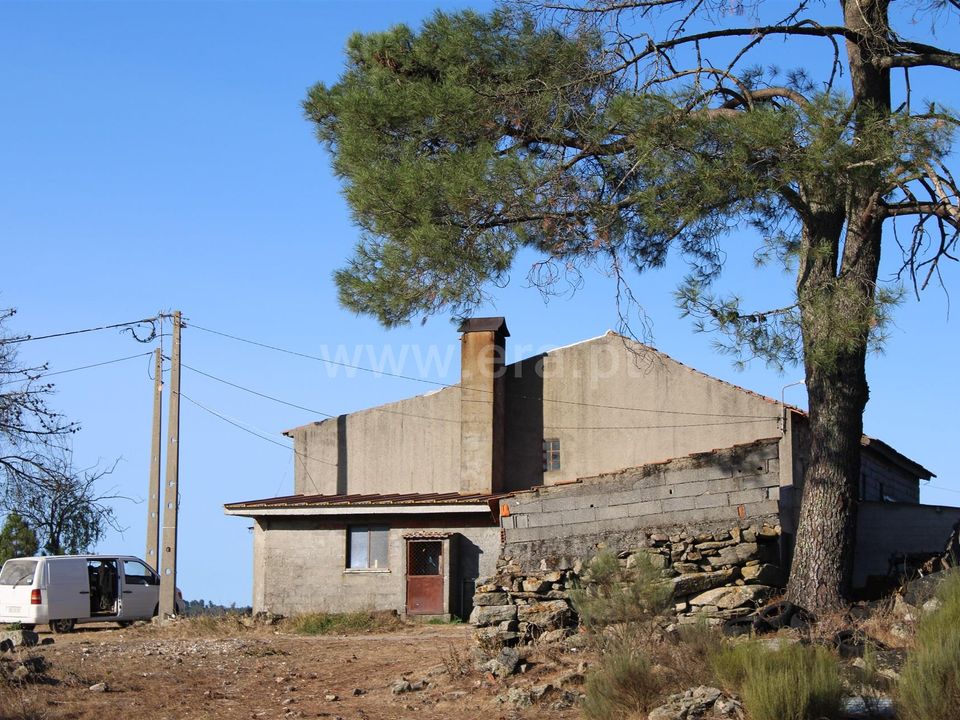Erhvervsejendom i Fornos de Algodres, Guarda - foto 2