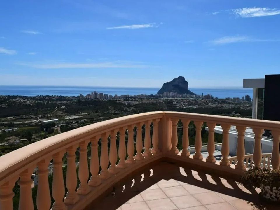 Villa in Calpe, Alicante - foto 1
