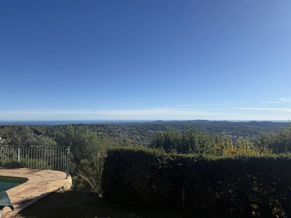 Villa i Chateauneuf-Grasse, Alpes-Maritimes - foto 1