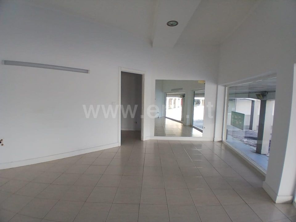 Erhvervsejendom i Oliveira do Bairro, Aveiro - foto 2