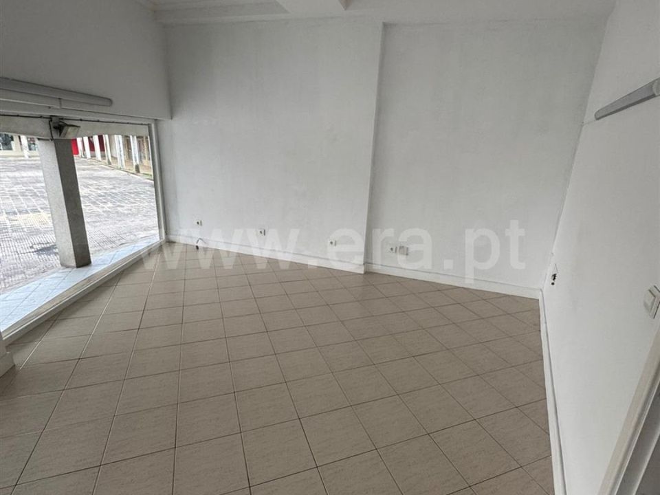 Erhvervsejendom i Oliveira do Bairro, Aveiro - foto 3