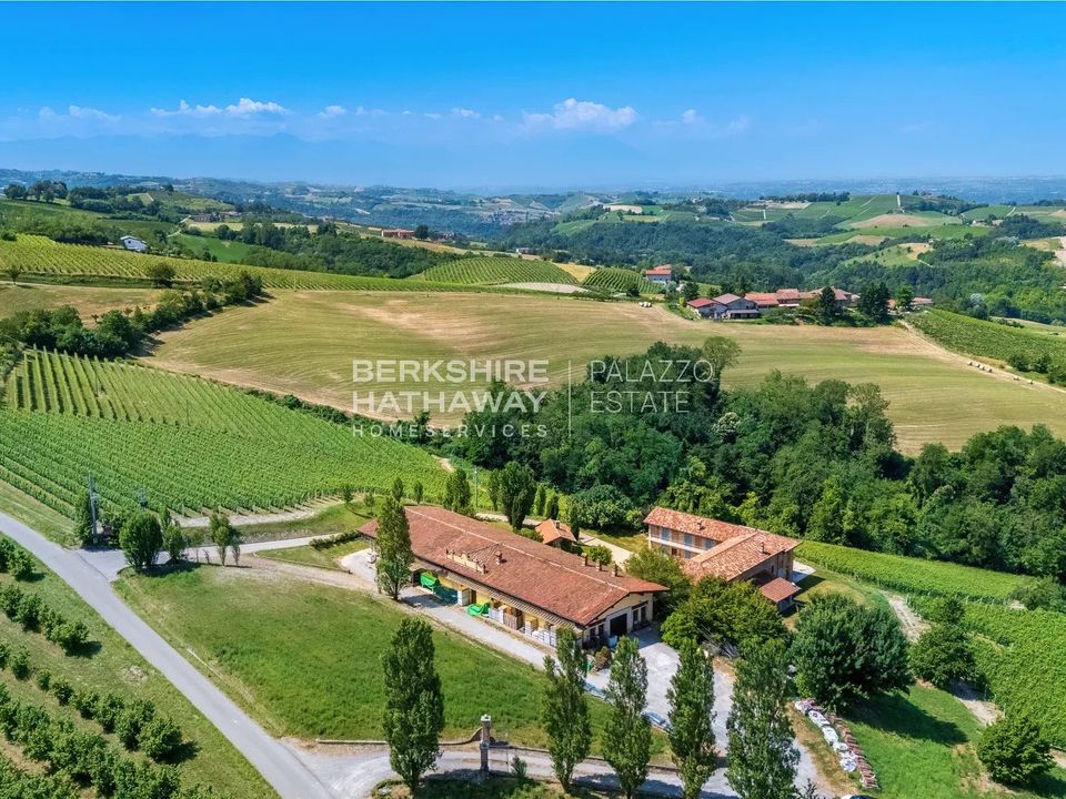 Landejendom i Monforte d'Alba, Cuneo - foto 1