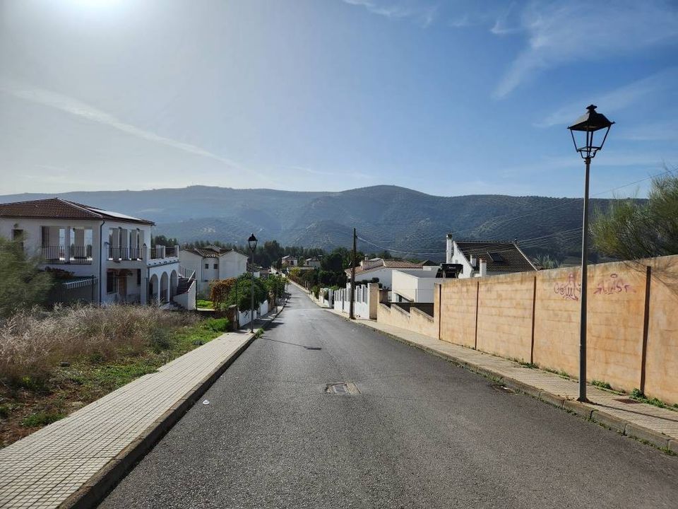 Helårsgrund i Iznajar, Cordoba - foto 4