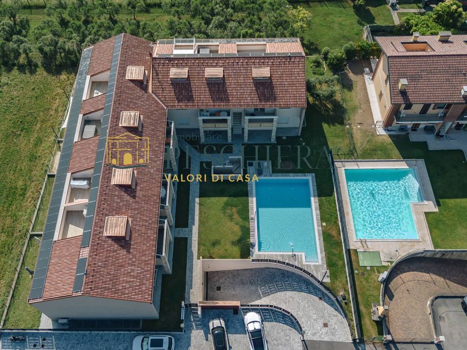 Lejlighed i Castelnuovo del Garda, Verona - foto 1