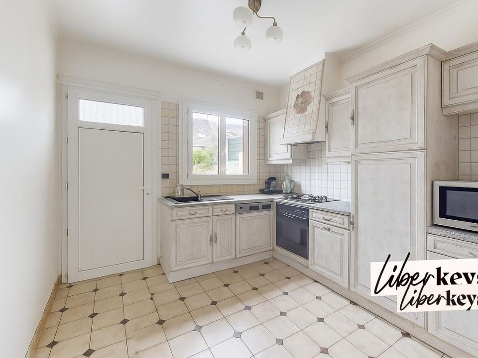 Villa i Drancy, Seine-Saint-Denis - bilde 4