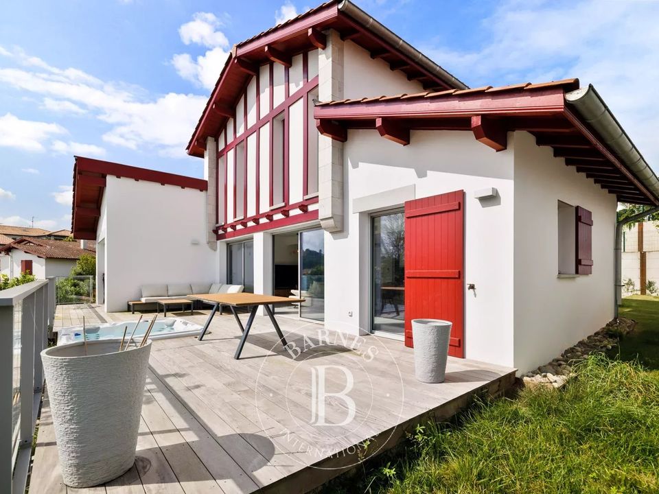 Villa i Urrugne, Pyrenees-Atlantiques - foto 2