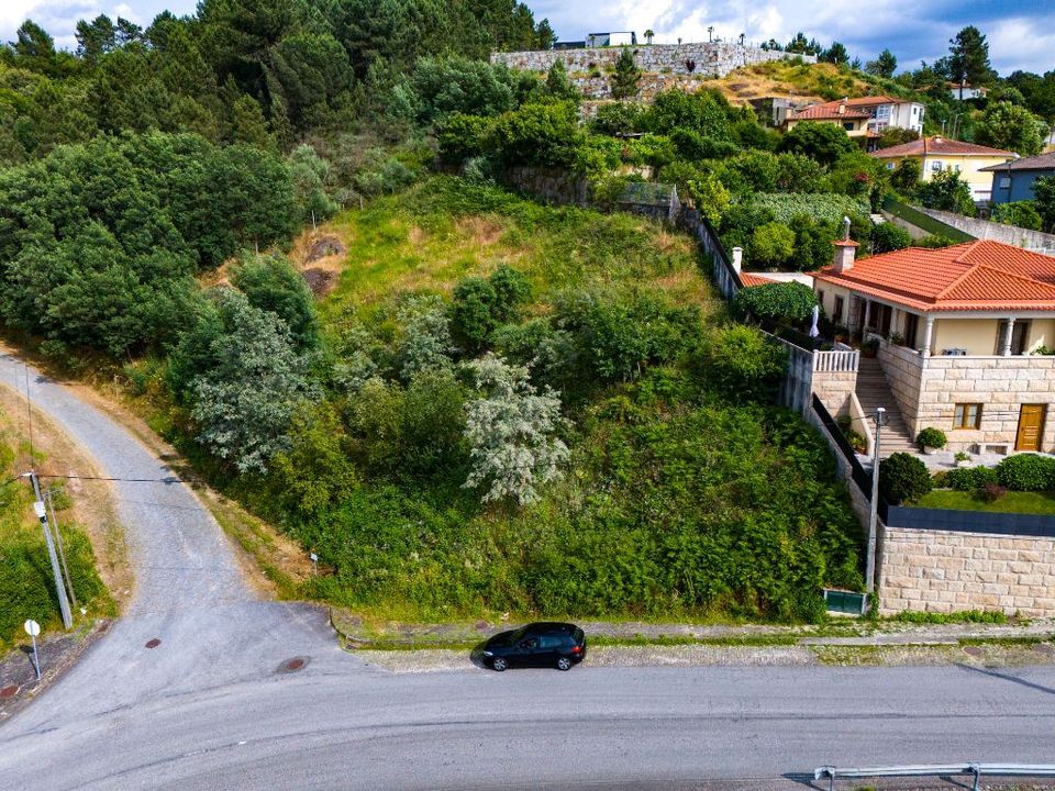 Helårsgrund i Amarante, Porto - foto 1