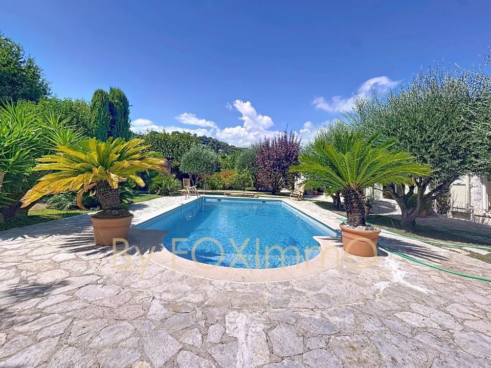 Villa i Saint-Paul-de-Vence, Alpes-Maritimes - foto 1