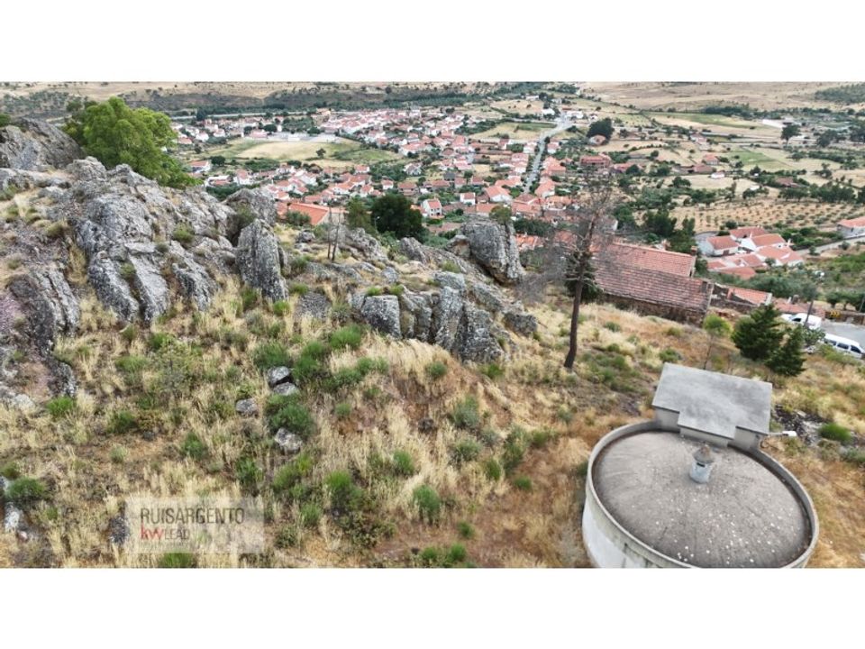 Helårsgrund i Idanha-a-Nova, Castelo Branco - foto 2