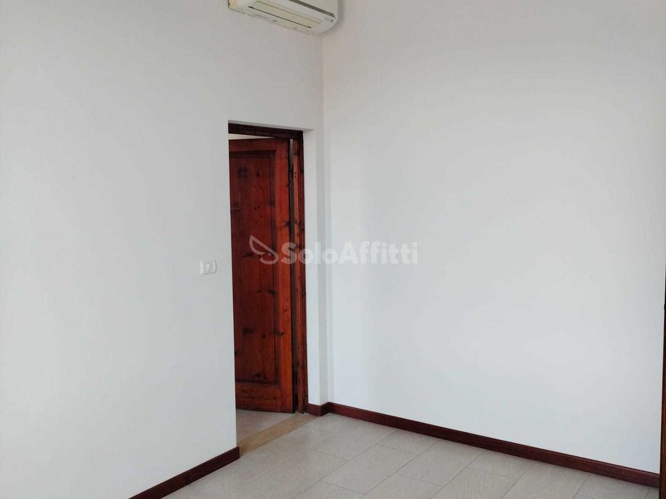 Commercial property in Sesto Fiorentino, Florence - photo 5