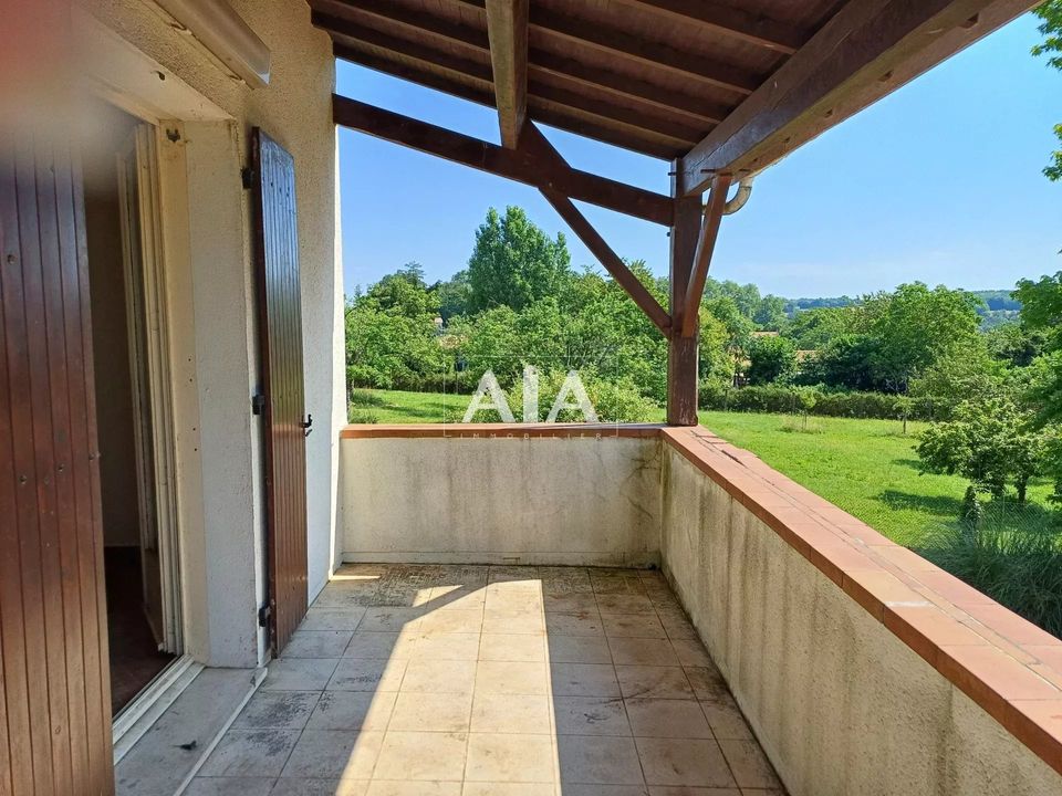 Landejendom i Champagne-Mouton, Charente - foto 1
