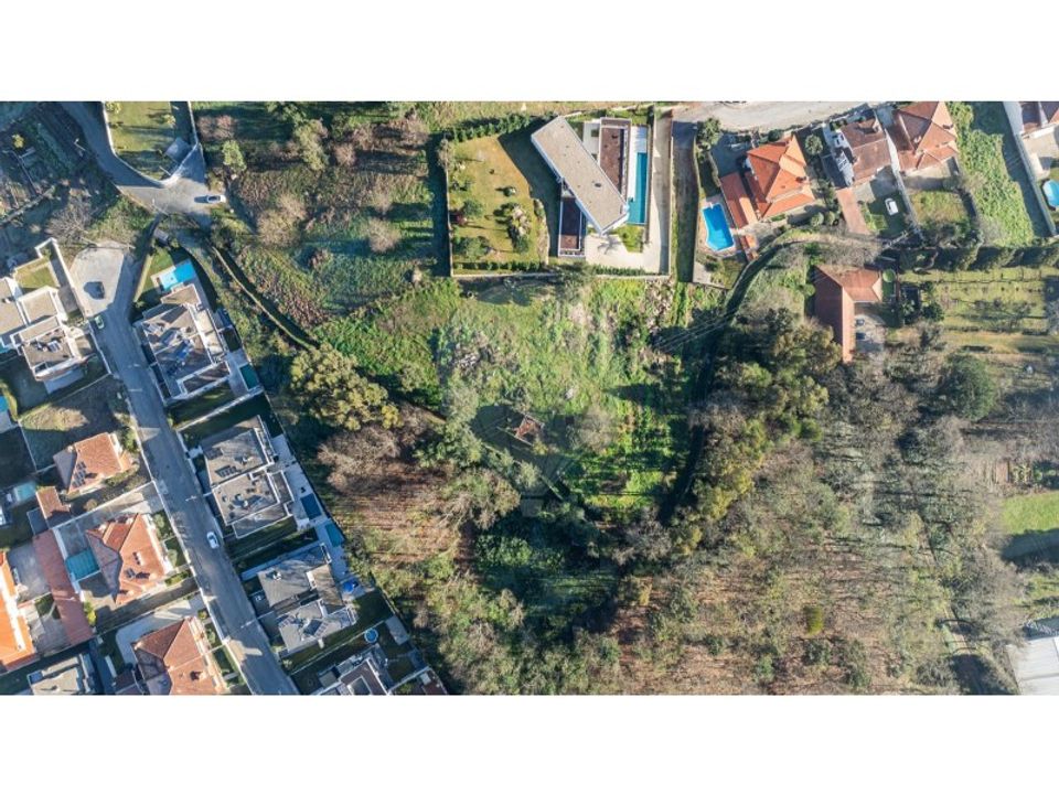 Helårsgrund i Guimaraes, Braga - foto 2
