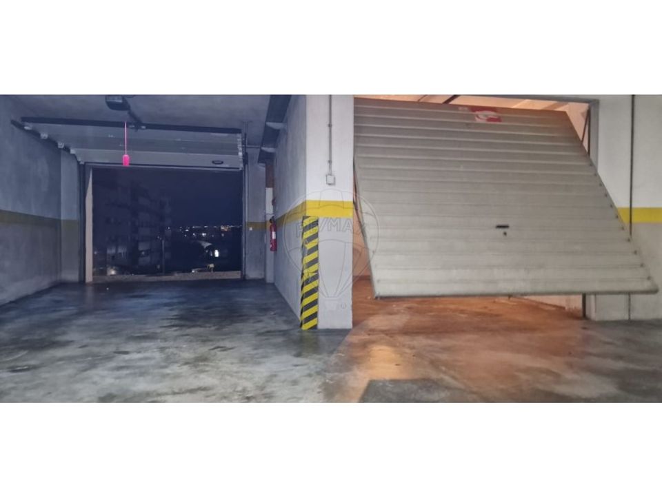 Garage i Guimaraes, Braga - foto 2