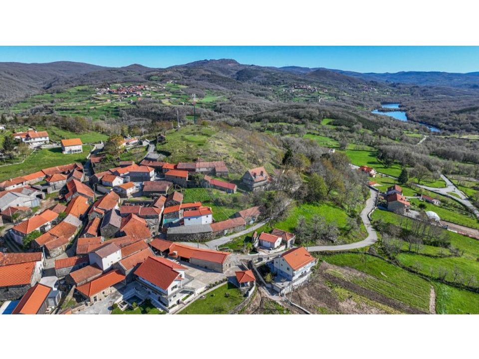 Helårsgrund i Paradela, Vila Real - foto 1
