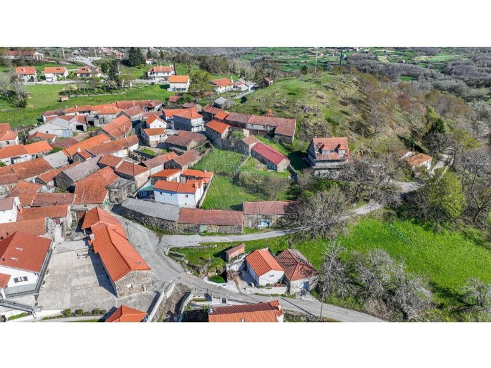 Helårsgrund i Paradela, Vila Real - foto 2