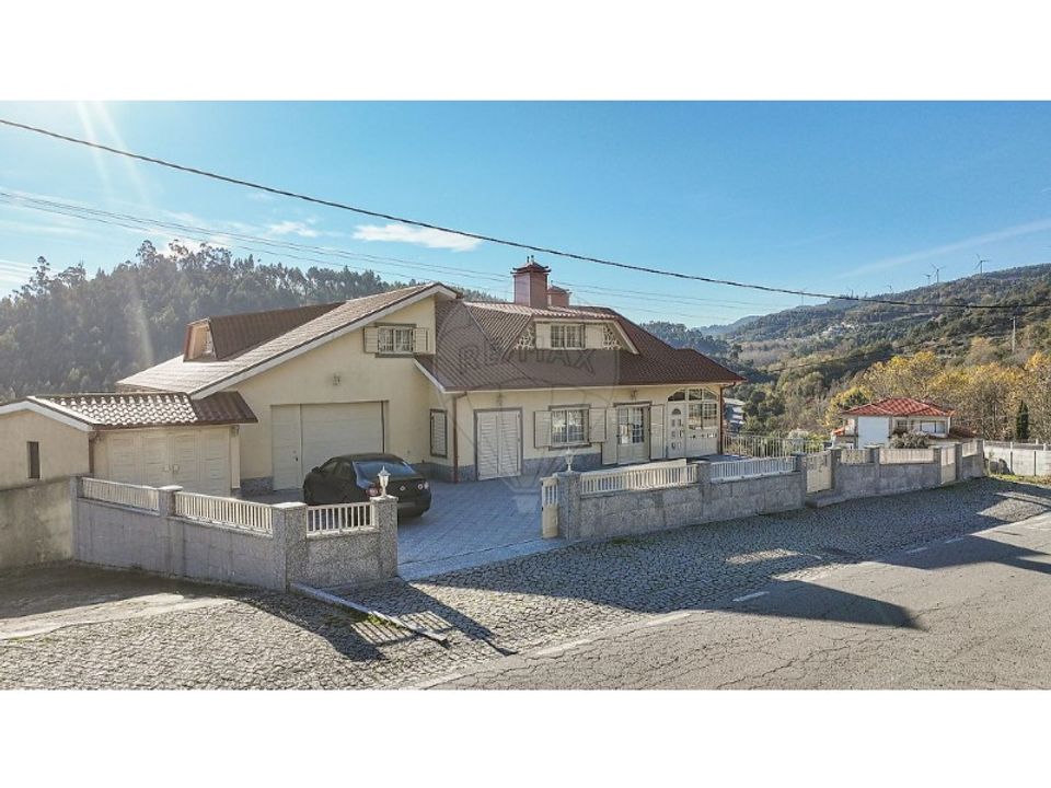 Villa a Celorico de Basto, Braga - foto 1