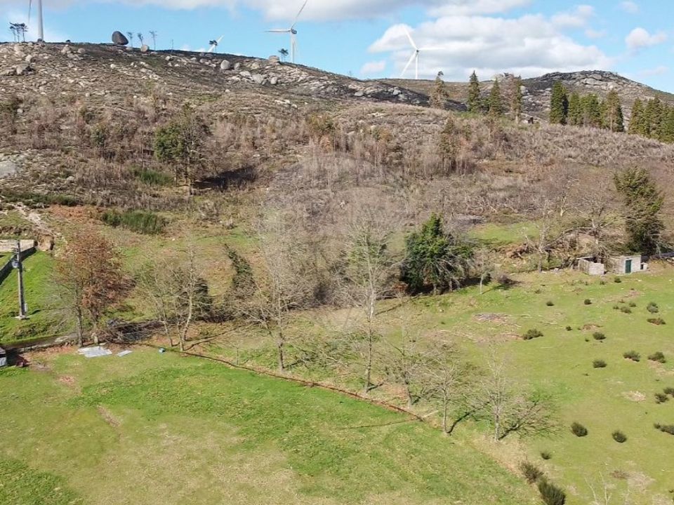Helårsgrund i Celorico de Basto, Braga - foto 1