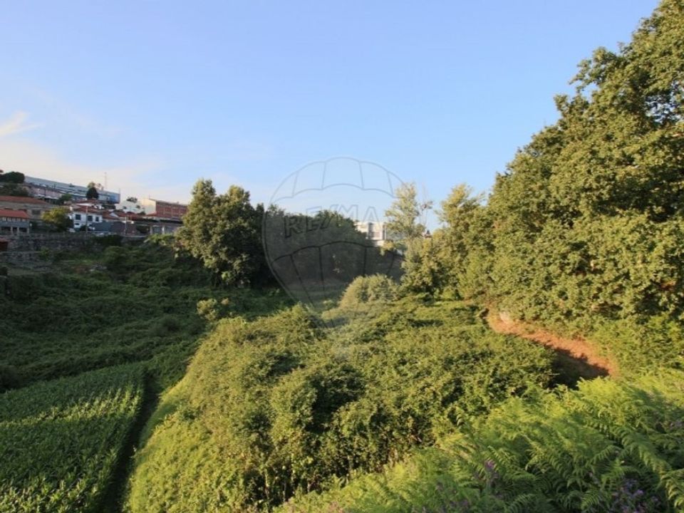 Helårsgrund i Guimaraes, Braga - foto 2