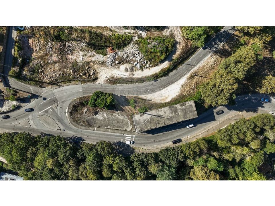 Erhvervsejendom i Celorico de Basto, Braga - foto 1