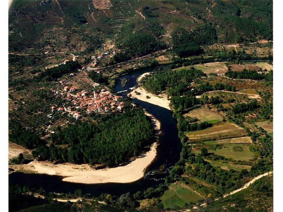 Helårsgrund i Janeiro de Baixo, Coimbra - foto 2