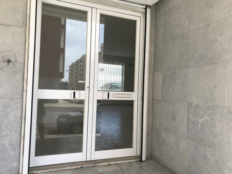 Erhvervsejendom i Sacavem, Lisbon - foto 2