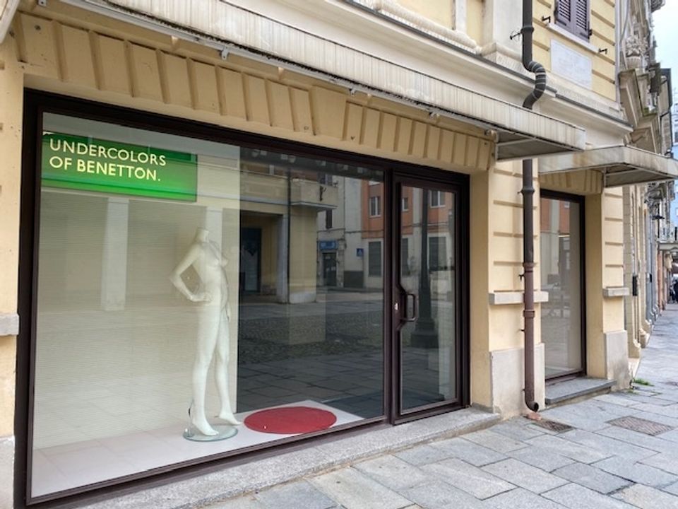 Erhvervsejendom i Suzzara, Mantua - foto 1