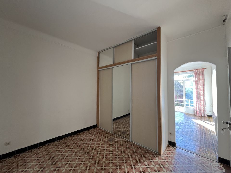 Villa i Le Boulou, Pyrenees-Orientales - foto 3