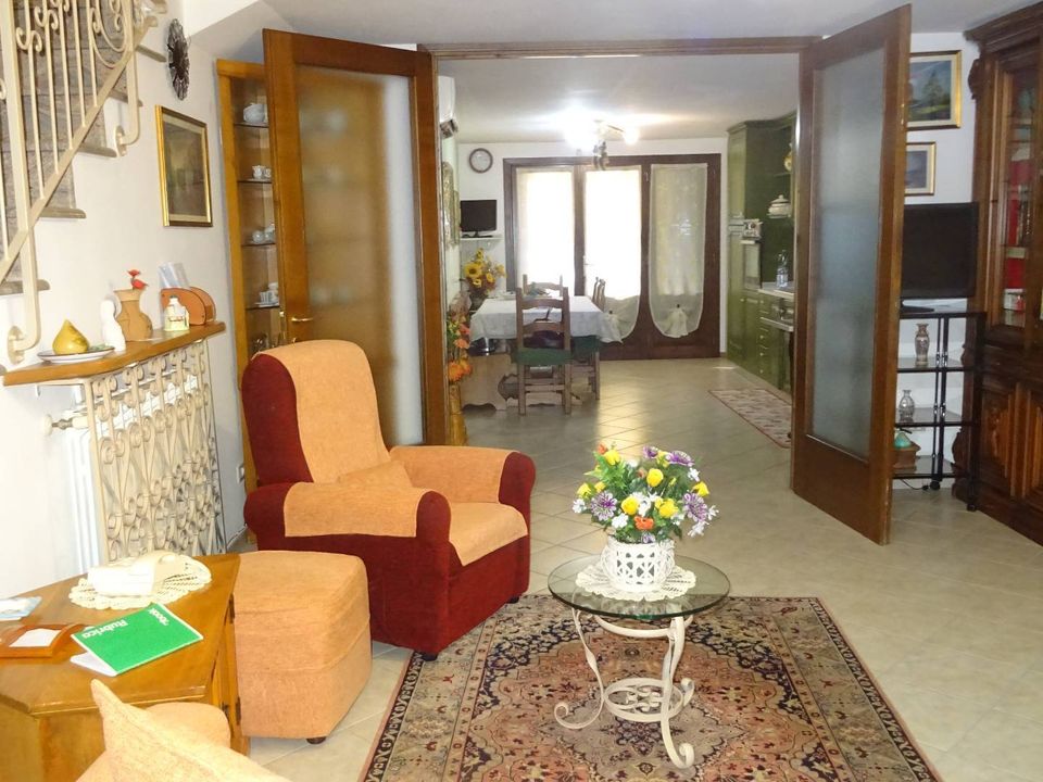 Rækkehus i Cerreto Guidi, Florence - foto 1