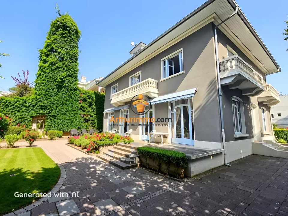 Villa i Tarbes, Hautes-Pyrenees - foto 1