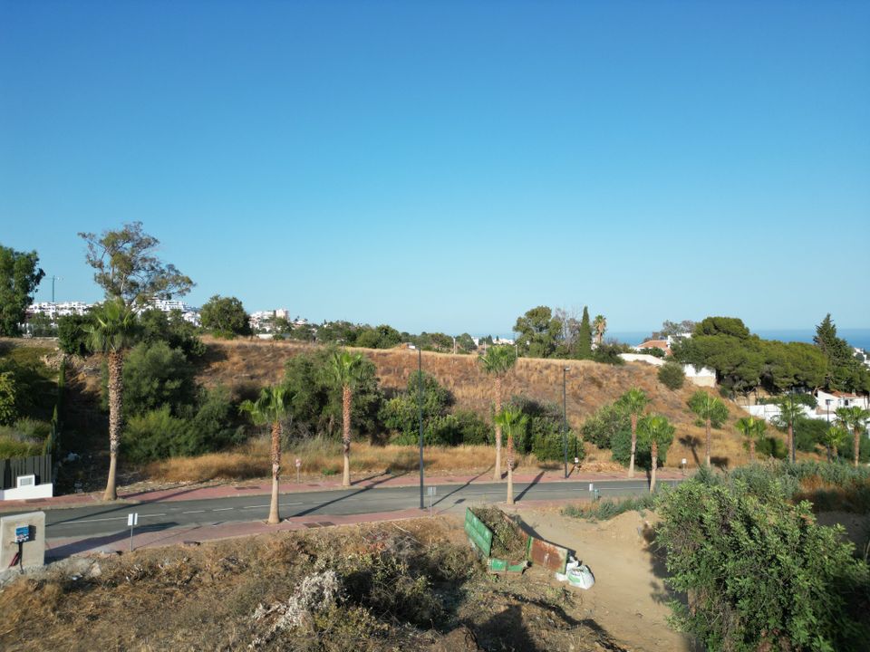 Helårsgrund i Benalmadena, Malaga - foto 3