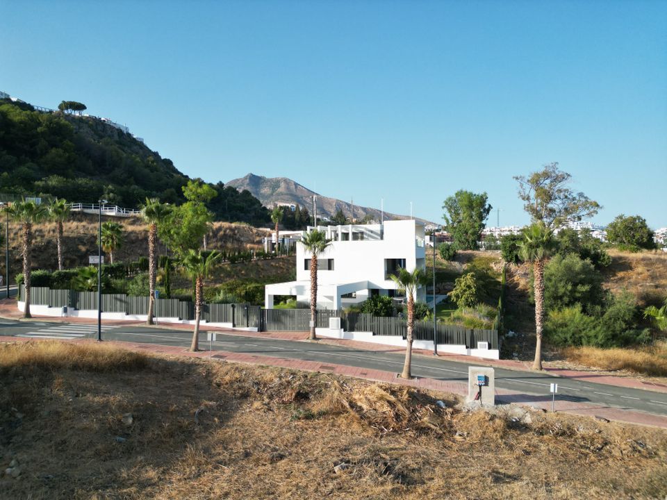 Helårsgrund i Benalmadena, Malaga - foto 4