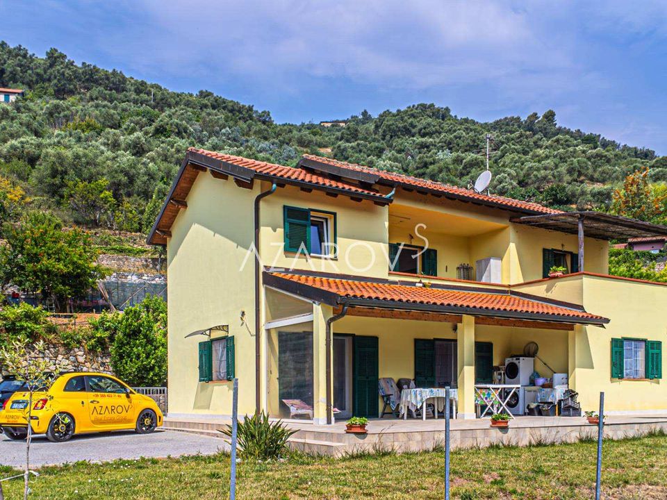 Villa i Dolceacqua, Imperia - foto 1