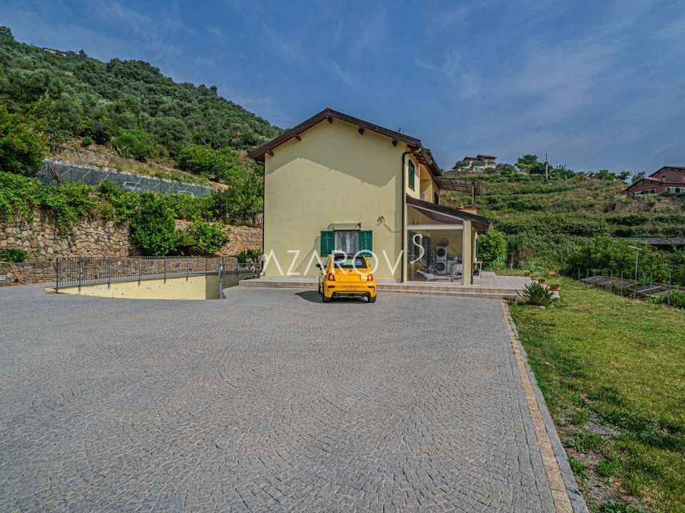 Villa i Dolceacqua, Imperia - foto 3