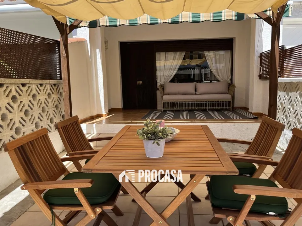 Villa a Empuriabrava, Gerona - foto 1